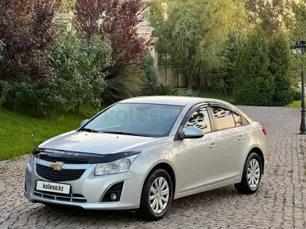 Chevrolet Cruze 2014 года за 4 400 000 тг. в Алматы – фото 2