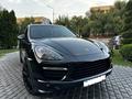 Porsche Cayenne GTS черный с водителем в Алматы – фото 2