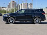 Toyota Highlander 2018 года за 16 000 000 тг. в Караганда – фото 4