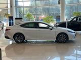 Toyota Camry Prestige eCVT 2025 года за 23 690 000 тг. в Алматы – фото 5