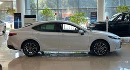 Toyota Camry Prestige eCVT 2026 годаүшін21 690 000 тг. в Алматы – фото 5