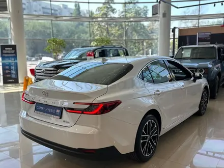 Toyota Camry Prestige eCVT 2025 года за 21 690 000 тг. в Алматы – фото 7