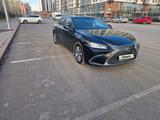 Lexus ES 250 2019 года за 17 000 000 тг. в Астана – фото 3