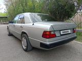 Mercedes-Benz E 230 1992 годаүшін1 600 000 тг. в Шаульдер – фото 3