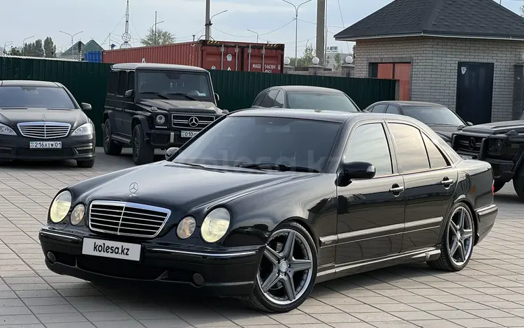 Mercedes-Benz E 55 AMG 2001 годаfor7 500 000 тг. в Астана