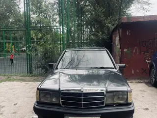 Mercedes-Benz 190