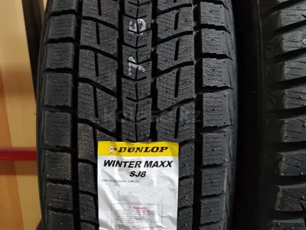 DUNLOP 285/50R20 Winter MAXX SJ8 за 115 000 тг. в Алматы