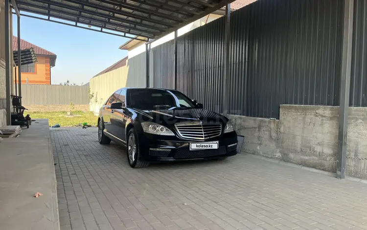 Mercedes-Benz S 500 2007 годаfor6 800 000 тг. в Алматы