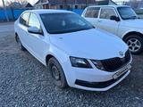 Skoda Octavia 2018 года за 4 800 000 тг. в Актобе – фото 2