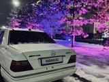 Mercedes-Benz E 220 1994 годаүшін950 000 тг. в Алматы