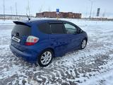 Honda Fit 2010 годаfor5 100 000 тг. в Астана – фото 4