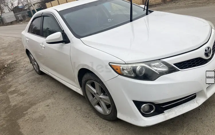 Toyota Camry 2012 года за 5 300 000 тг. в Актобе