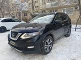 Nissan Rogue 2018 года за 6 600 000 тг. в Актобе – фото 2