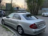 Mercedes-Benz E 320 2002 годаүшін3 850 000 тг. в Алматы – фото 2