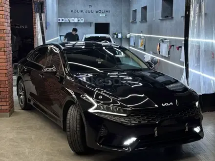 Kia K5 2021 года за 10 850 000 тг. в Шымкент