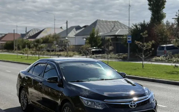 Toyota Camry 2017 года за 12 200 000 тг. в Шымкент