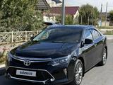 Toyota Camry 2017 года за 12 200 000 тг. в Шымкент – фото 3