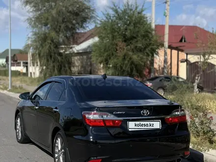Toyota Camry 2017 года за 12 200 000 тг. в Шымкент – фото 5