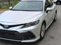 Toyota Camry 2022 года за 16 100 000 тг. в Астана