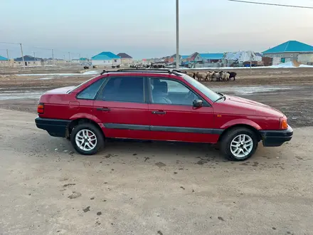 Volkswagen Passat 1993 года за 700 000 тг. в Актобе