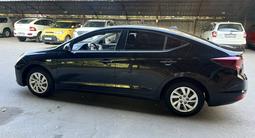 Hyundai Elantra 2019 года за 7 900 000 тг. в Алматы – фото 2