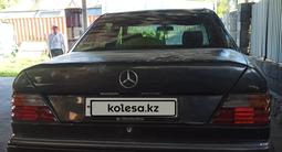 Mercedes-Benz E 200 1992 года за 1 000 000 тг. в Алматы – фото 4