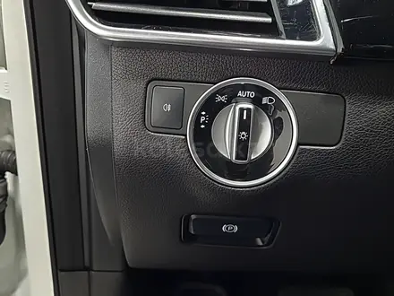 Mercedes-Benz GLS 400 2016 года за 17 990 000 тг. в Алматы – фото 16
