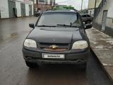 Chevrolet Niva 2014 года за 3 500 000 тг. в Уральск – фото 4