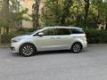 Kia Carnival 2016 года за 10 000 000 тг. в Шымкент