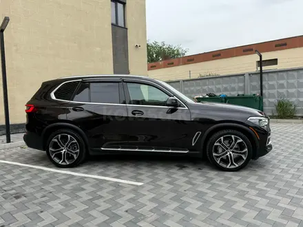 BMW X5 2021 года за 35 555 555 тг. в Алматы – фото 12