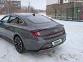 Hyundai Sonata 2022 годаfor12 300 000 тг. в Караганда – фото 4