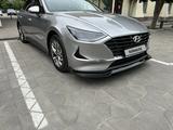 Hyundai Sonata 2021 года за 13 300 000 тг. в Алматы – фото 2