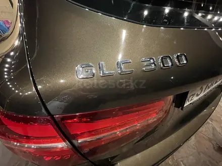 Mercedes-Benz GLC 300 2015 года за 16 000 000 тг. в Алматы