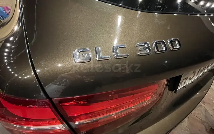 Mercedes-Benz GLC 300 2015 года за 16 000 000 тг. в Алматы