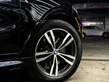 BMW X7 2022 года за 43 000 000 тг. в Шымкент – фото 5