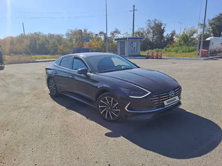 Hyundai Sonata 2020 года за 12 500 000 тг. в Астана