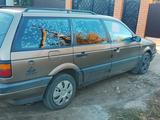 Volkswagen Passat 1990 годаүшін1 500 000 тг. в Уральск – фото 2