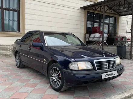 Mercedes-Benz C 220 1997 годаүшін4 500 000 тг. в Алматы – фото 2