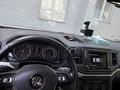 Volkswagen Amarok 2017 года за 17 500 000 тг. в Алматы – фото 10