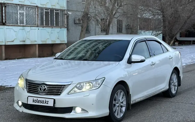 Toyota Camry 2012 годаүшін8 350 000 тг. в Актобе