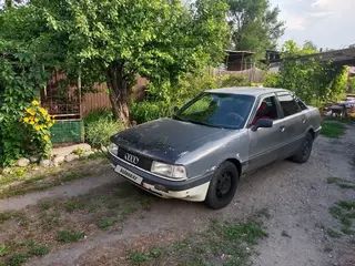 Audi 80