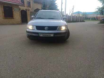 Volkswagen Passat 1997 года за 1 600 000 тг. в Костанай – фото 2