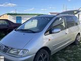 Volkswagen Sharan 1997 годаүшін1 750 000 тг. в Уральск