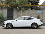 Hyundai Sonata 2024 года за 10 990 000 тг. в Алматы – фото 2