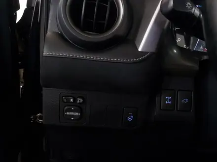 Toyota RAV4 2018 года за 10 660 000 тг. в Шымкент – фото 13