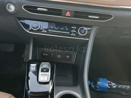 Hyundai Sonata 2023 года за 16 000 000 тг. в Актау – фото 20