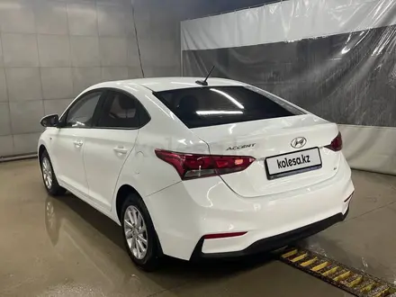 Hyundai Accent 2018 года за 7 200 000 тг. в Астана – фото 4
