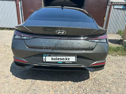 Hyundai Elantra 2021 года за 10 900 000 тг. в Усть-Каменогорск – фото 6