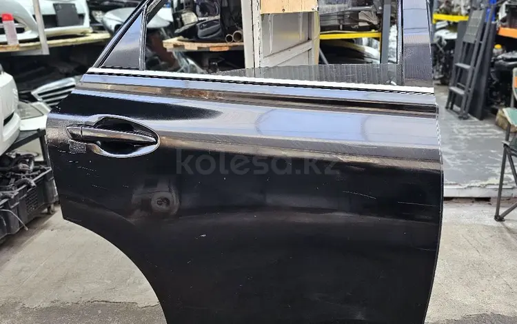 Двери задние Lexus RX270 за 260 000 тг. в Алматы