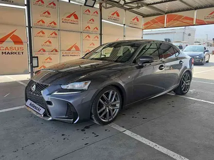 Lexus IS 200 2016 года за 4 600 000 тг. в Алматы